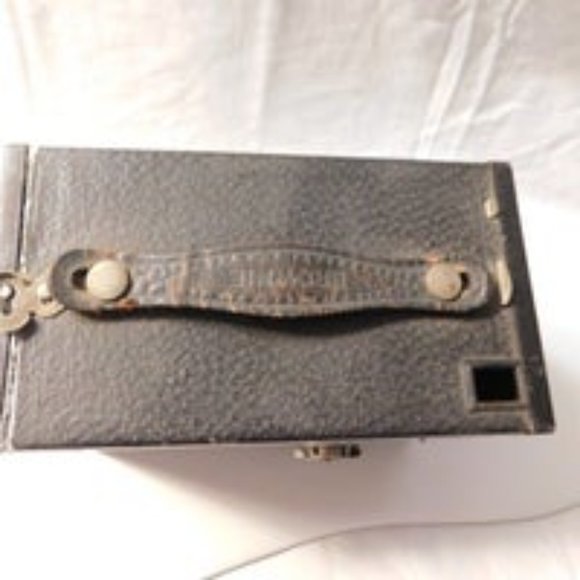 KODAK CAMERA BROWNIE MODEL F Antique - Picture 5 of 9